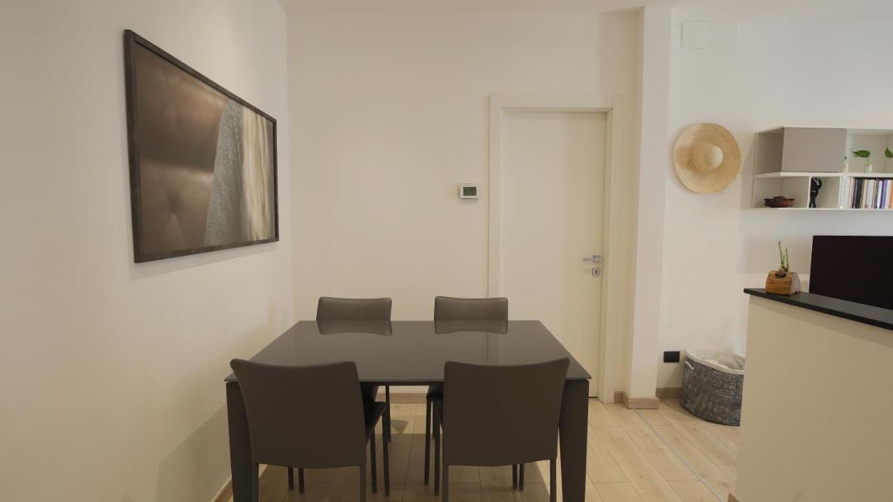 Bb House Savona Apartment Bagian luar foto